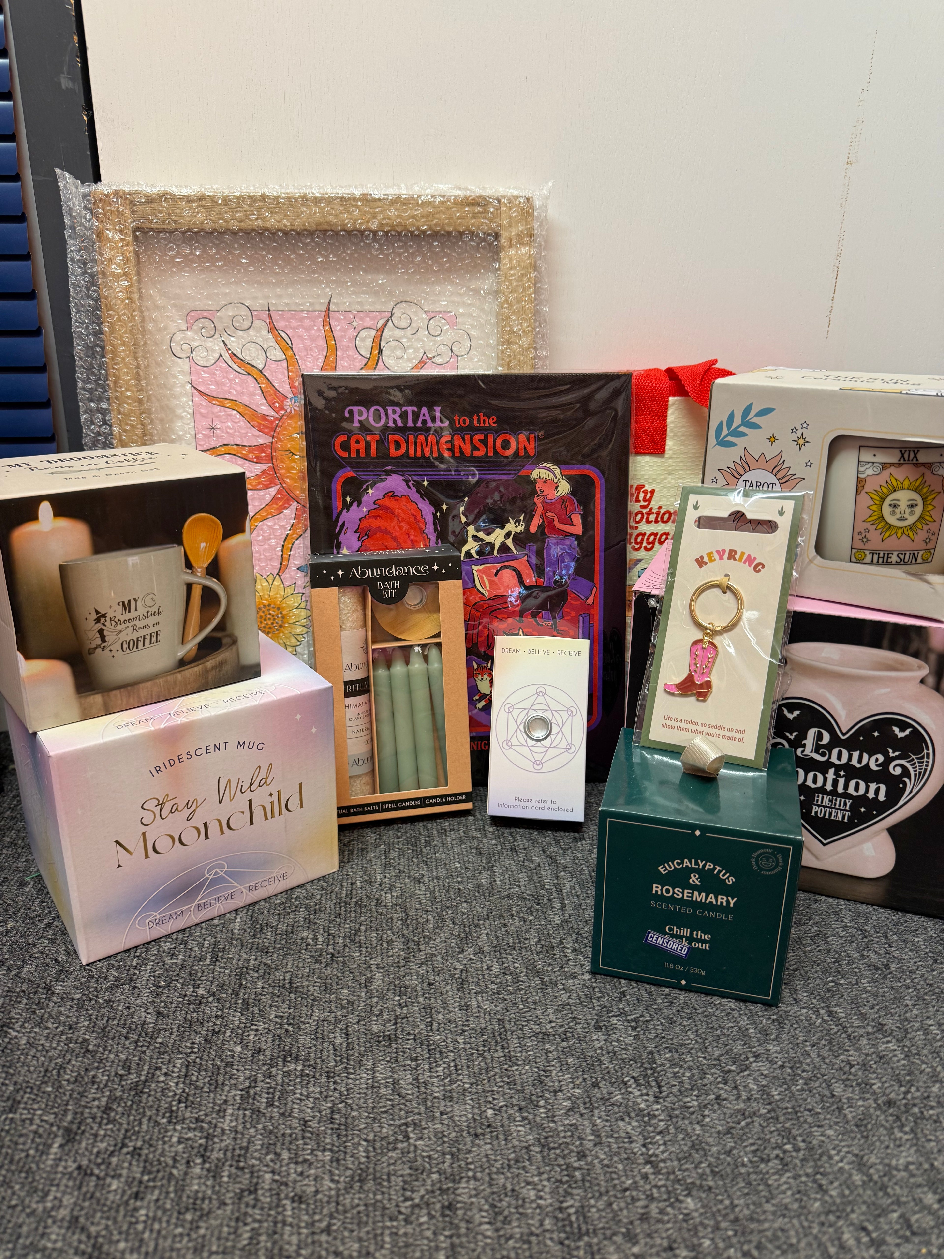 Brand New Homeware Reseller flip bundle - 10 items